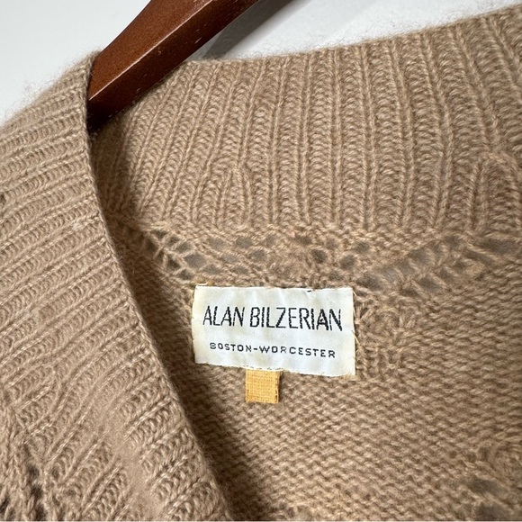 Alan Blizerian Tan 100% Cashmere Open Textured‎ Seashell Neck Sweater - Picture 5 of 16